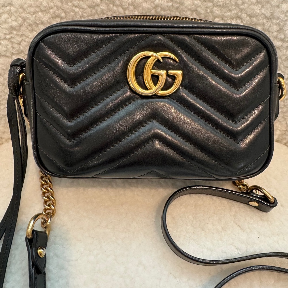 **SOLD** Gucci GG Marmont Mini Shoulder Bag